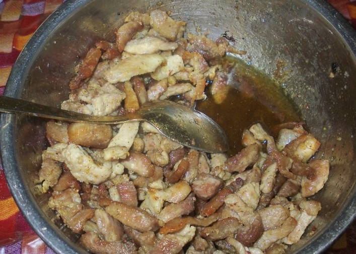 Салат «Козел в огороде» с мясом и жареной картошкой