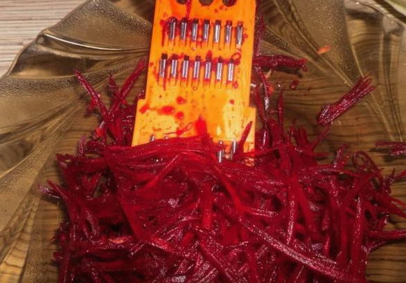 Салат «Козел в огороде» с говядиной