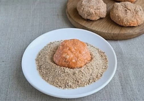 Морковные котлеты из сырой моркови