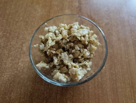 Салат из вареной свеклы с грецкими орехами и яблоками