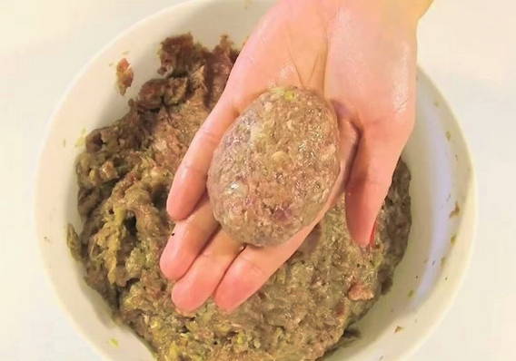 Котлеты с капустой и фаршем в духовке