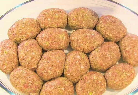 Котлеты с капустой и фаршем в духовке