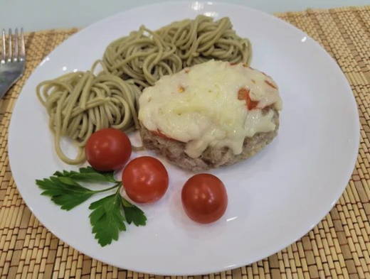 Котлеты с помидорами и сыром в духовке