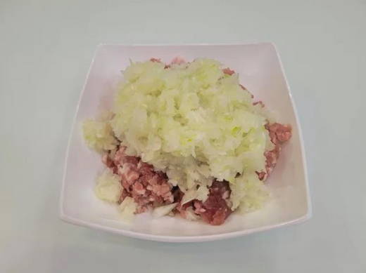 Котлеты с помидорами и сыром в духовке