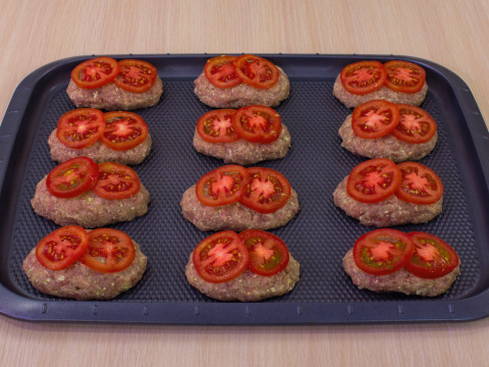 Котлеты из фарша и капусты в духовке
