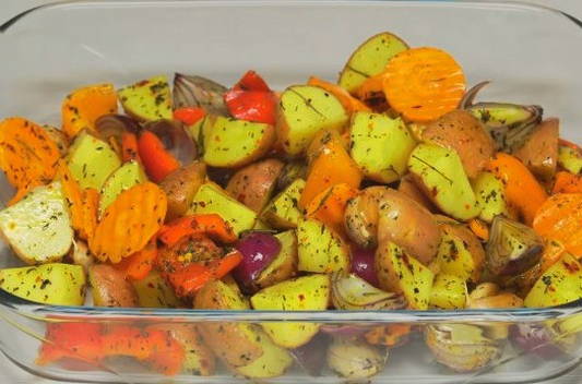 Котлеты с овощами в духовке