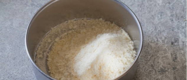 Соус из сливок и сыра для макарон