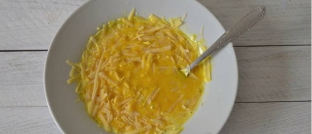 Макароны с беконом и грибами