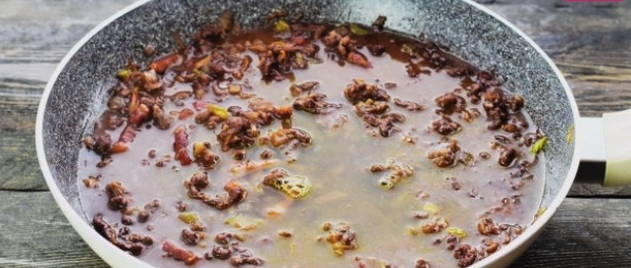 Макароны болоньезе с беконом