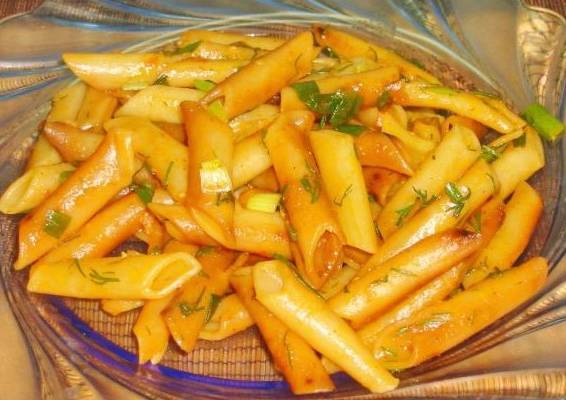 Жареные макароны на сковороде