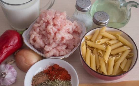 Макароны с фаршем и сыром