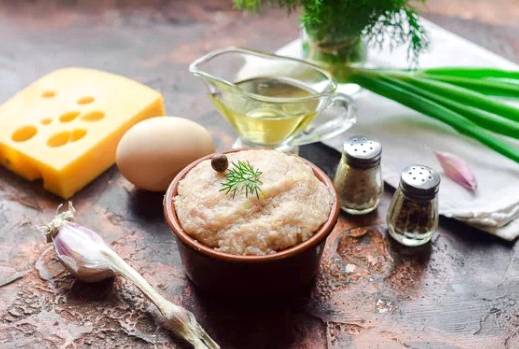 Сочные котлеты из фарша курицы на противне в духовке