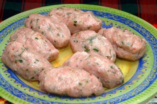 Куриные котлеты в пароварке