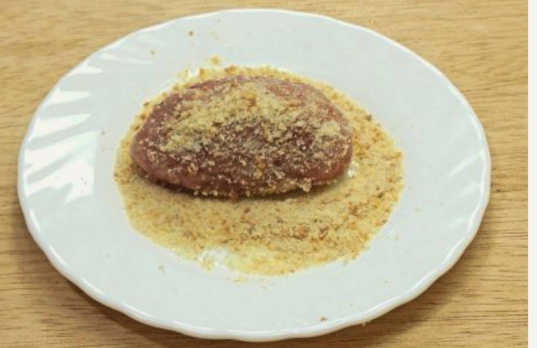 Котлеты с сухарями вместо хлеба