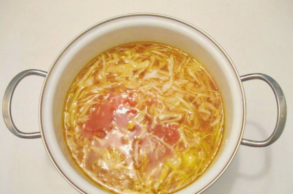 Борщ с сосисками