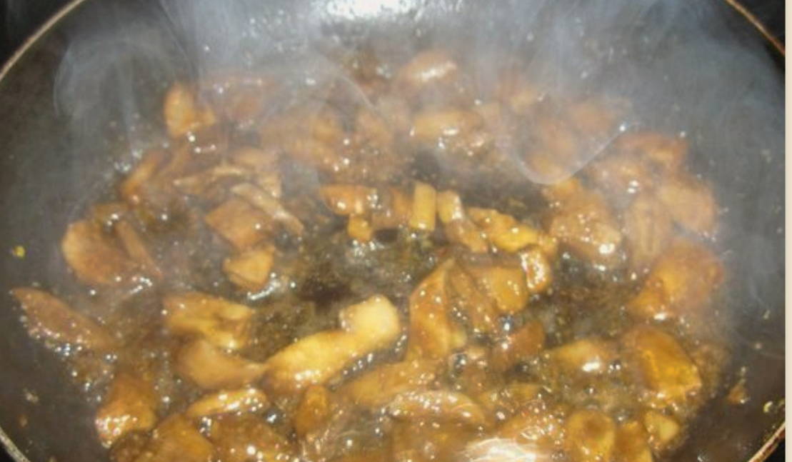 Борщ с шампиньонами