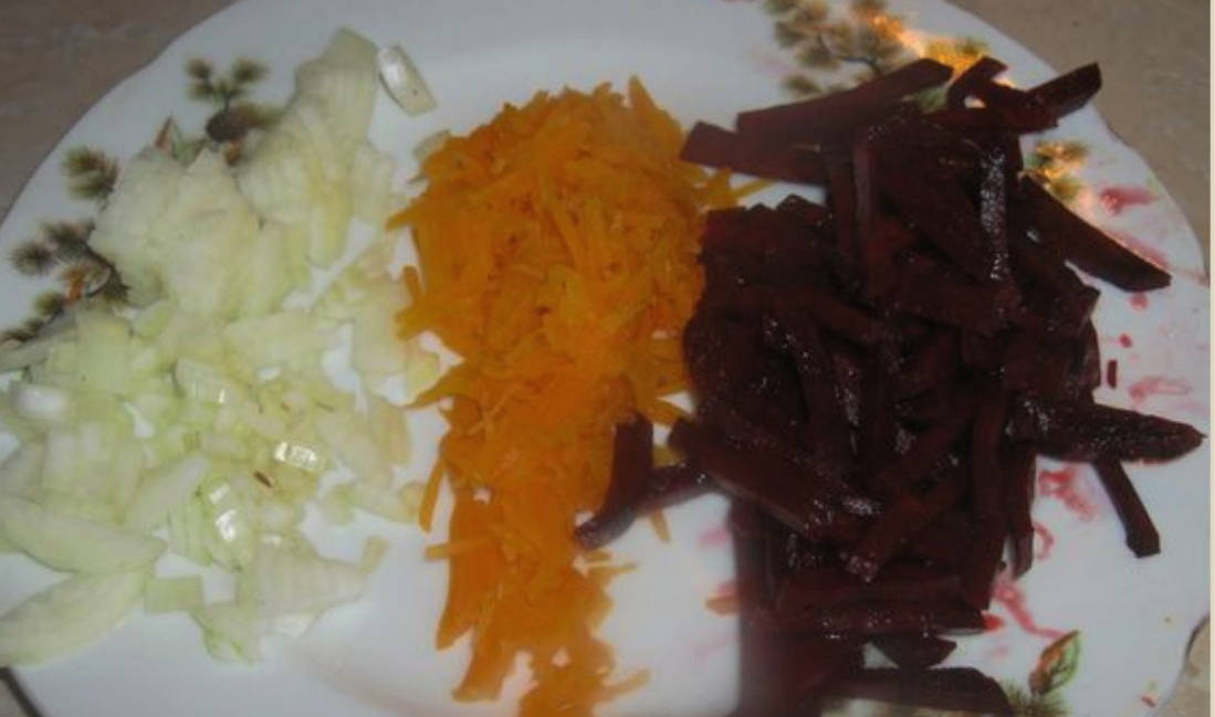 Борщ с шампиньонами
