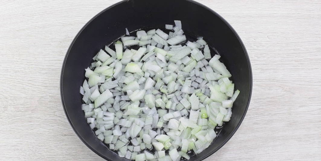 Борщ с говядиной и квашеной капустой