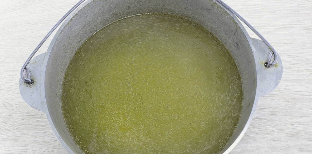 Борщ с говядиной и квашеной капустой