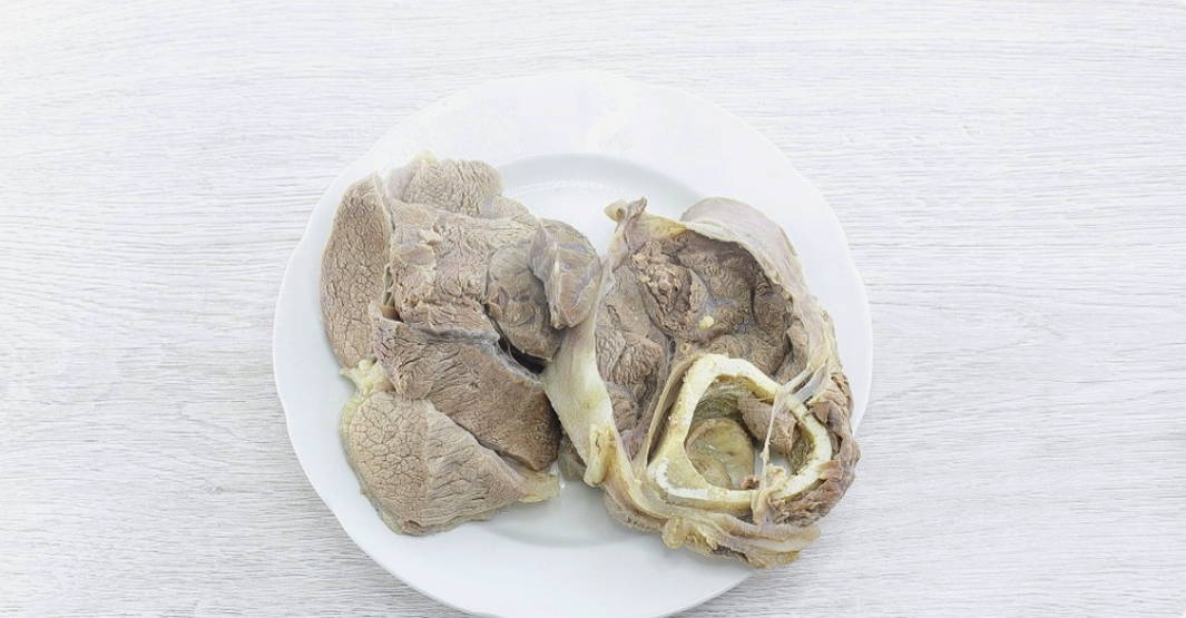 Борщ с говядиной и квашеной капустой