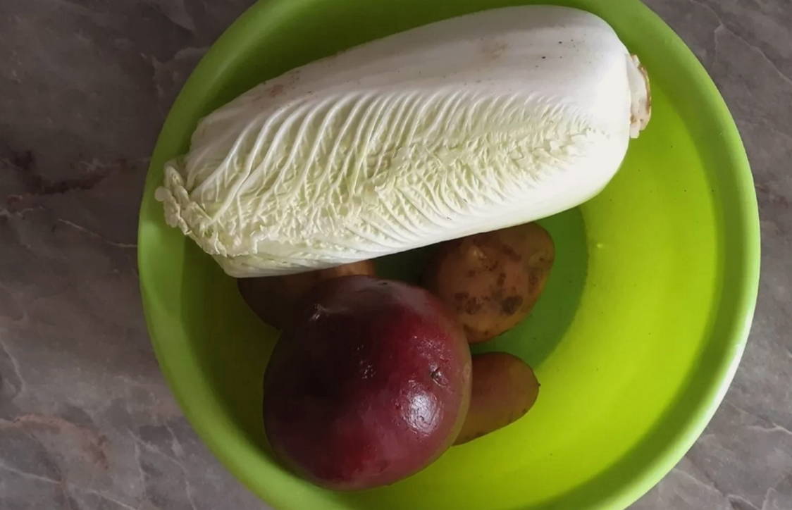 Борщ с китайской капустой