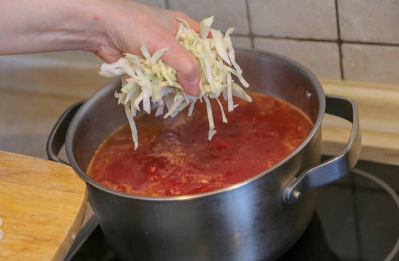 Борщ с солеными огурцами