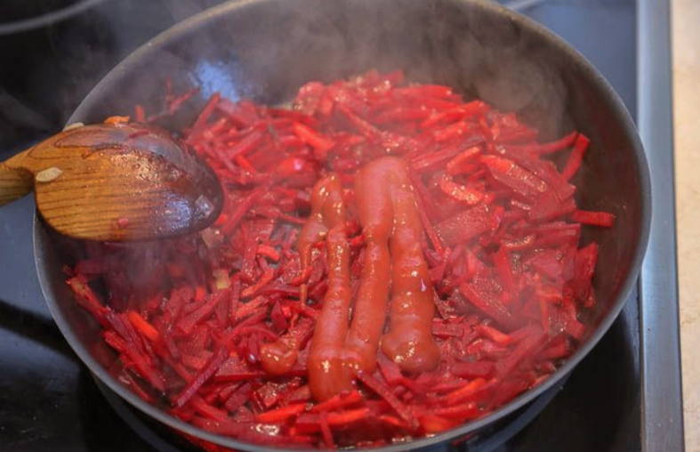Борщ с солеными огурцами