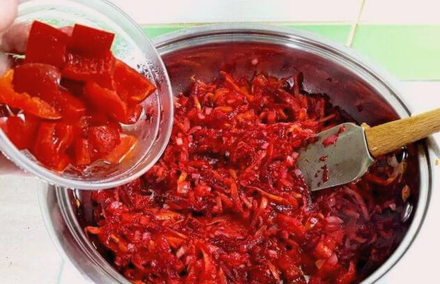 Борщ из тушенки