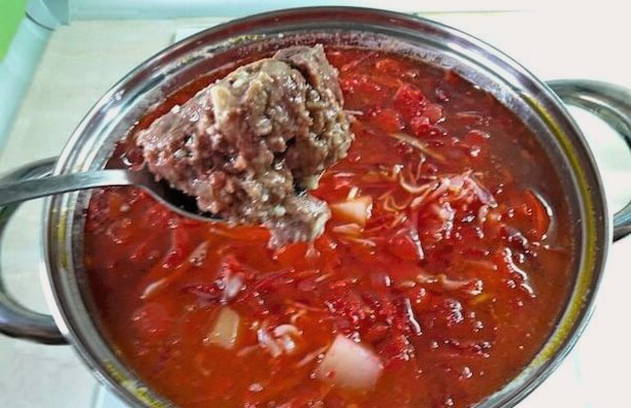 Борщ из тушенки