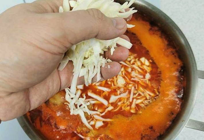 Борщ из свиных ребрышек