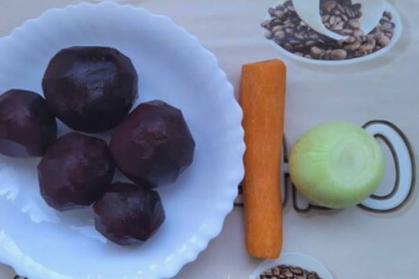 Борщ с квашеной капустой и фасолью