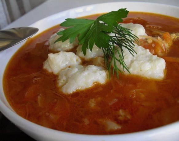 Борщ с клецками
