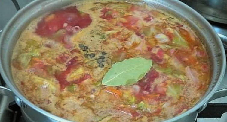 Борщ по-флотски