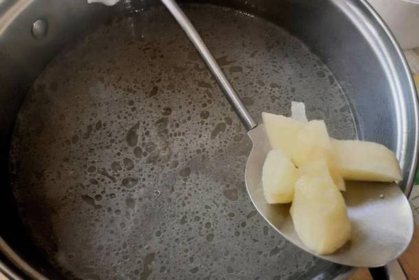 Борщ с молодой капустой Борщ с молодой капустой
