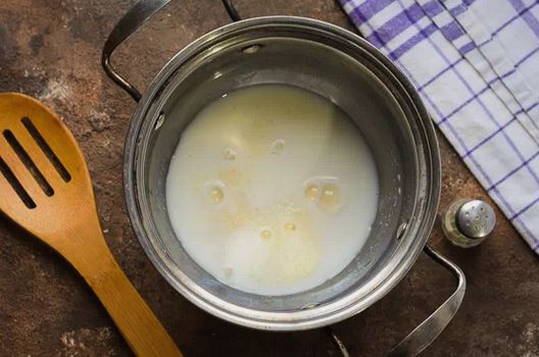 Манная каша без комочков на молоке на 2 порции Манная каша без комочков на молоке на 2 порции