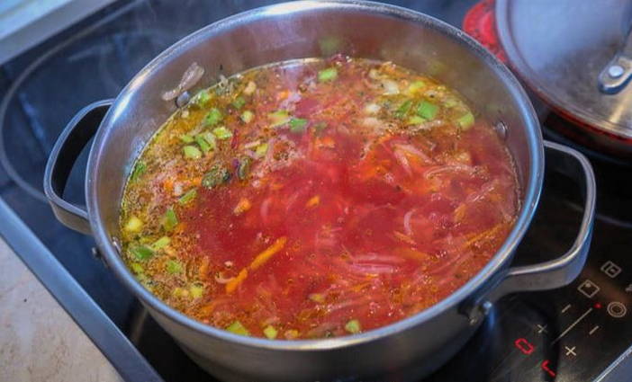 Борщ из вареной свеклы