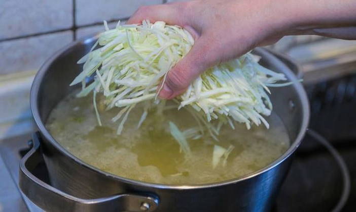 Борщ из вареной свеклы