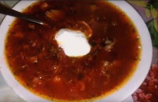 Борщ с колбасой