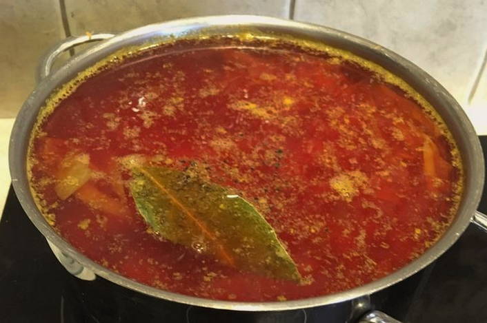 Борщ с куриной грудкой