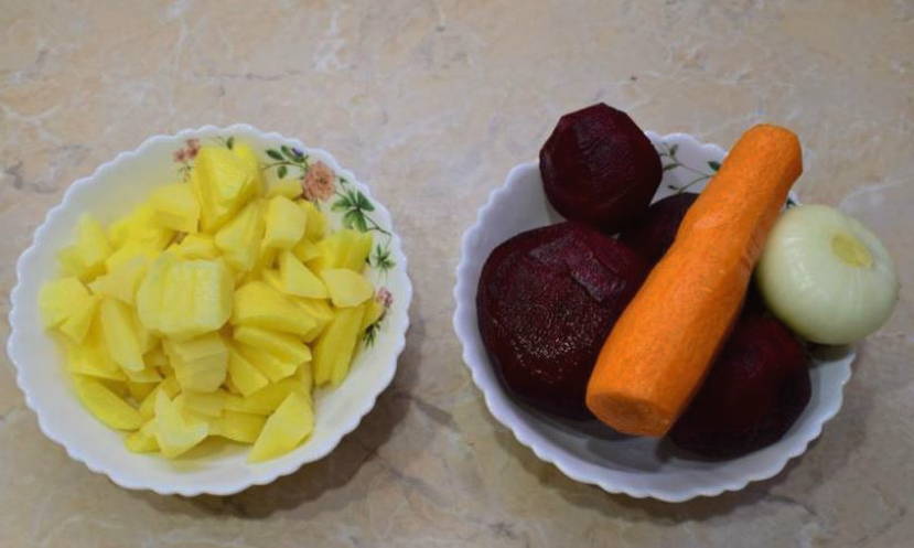 Борщ с маринованной капустой