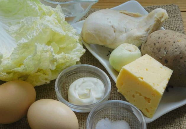 Салат «Лебединый пух» с пекинской капустой