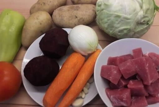 Борщ с болгарским перцем и свеклой