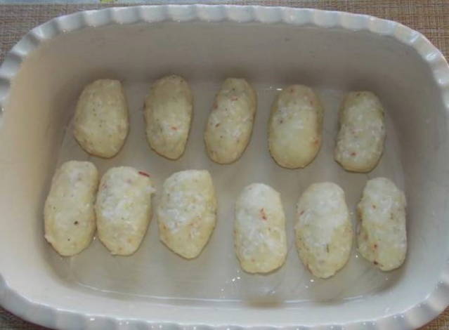 Картофельные котлеты в духовке