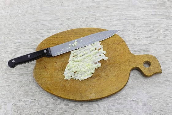 Борщ из квашеной капусты со свеклой и мясом