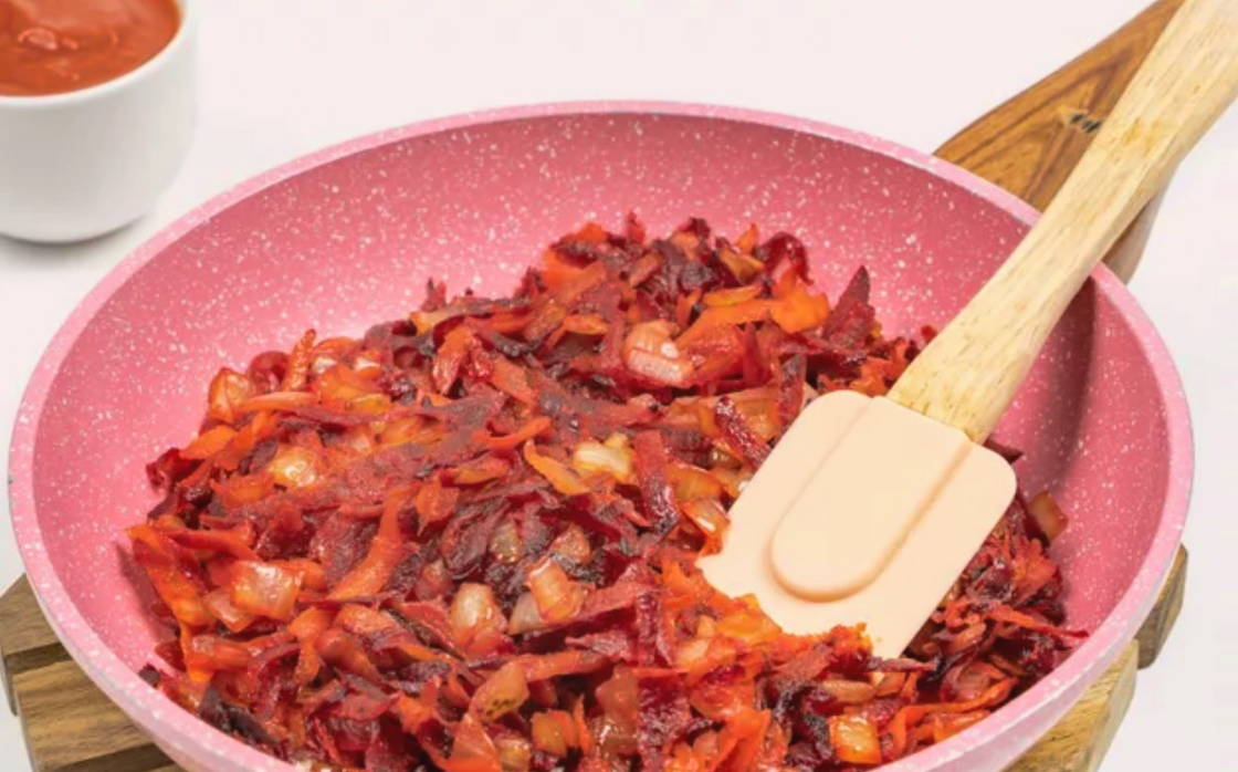 Борщ с квашеной капустой, свеклой и курицей