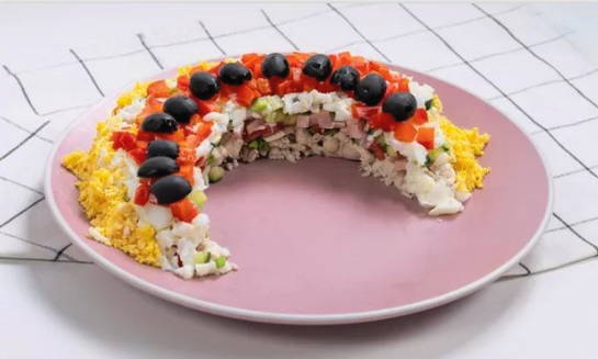Салат «Красавица» с курицей