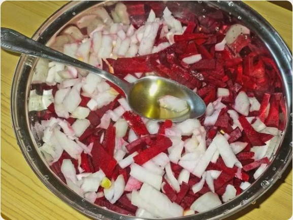 Борщ с консервированной фасолью