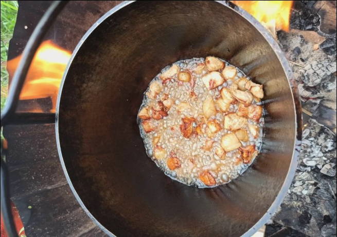 Макароны по-татарски с мясом в казане