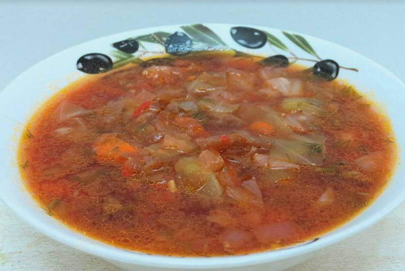 Борщ с копчеными ребрышками