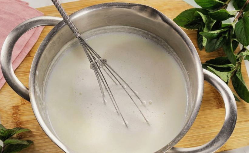 Каша манная на молоке без комочков